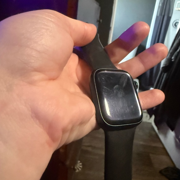 Series 8 apple watch - Picture 3 of 5